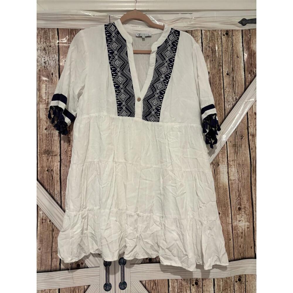 Womens Cezele white dress sz M midi length preloved‎ #261